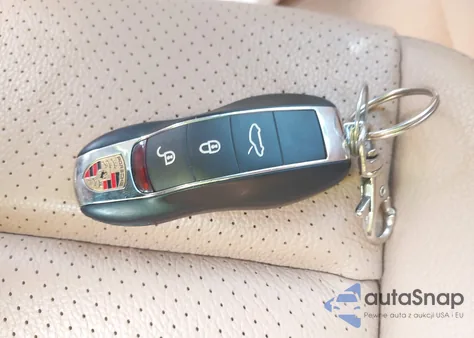 2014 Porsche 911 Carrera/Carrera 4 z USA, uszkodzony, nr VIN WP0AA2A95ES107695